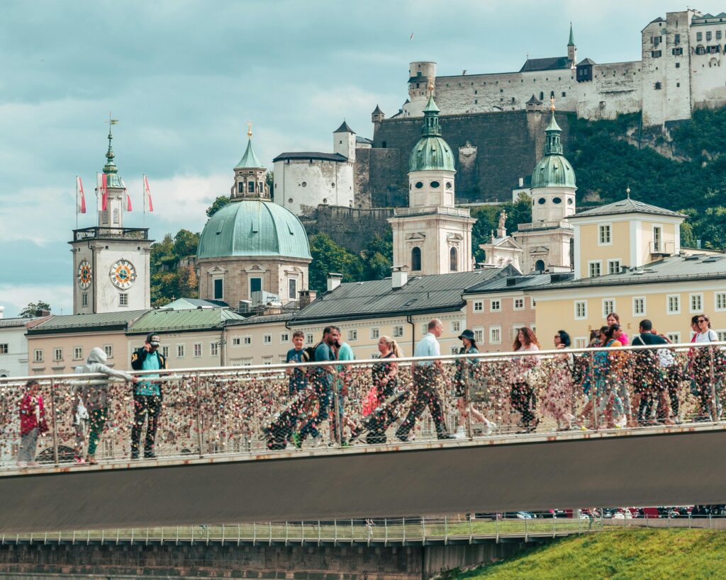 Photo by Masood Aslami